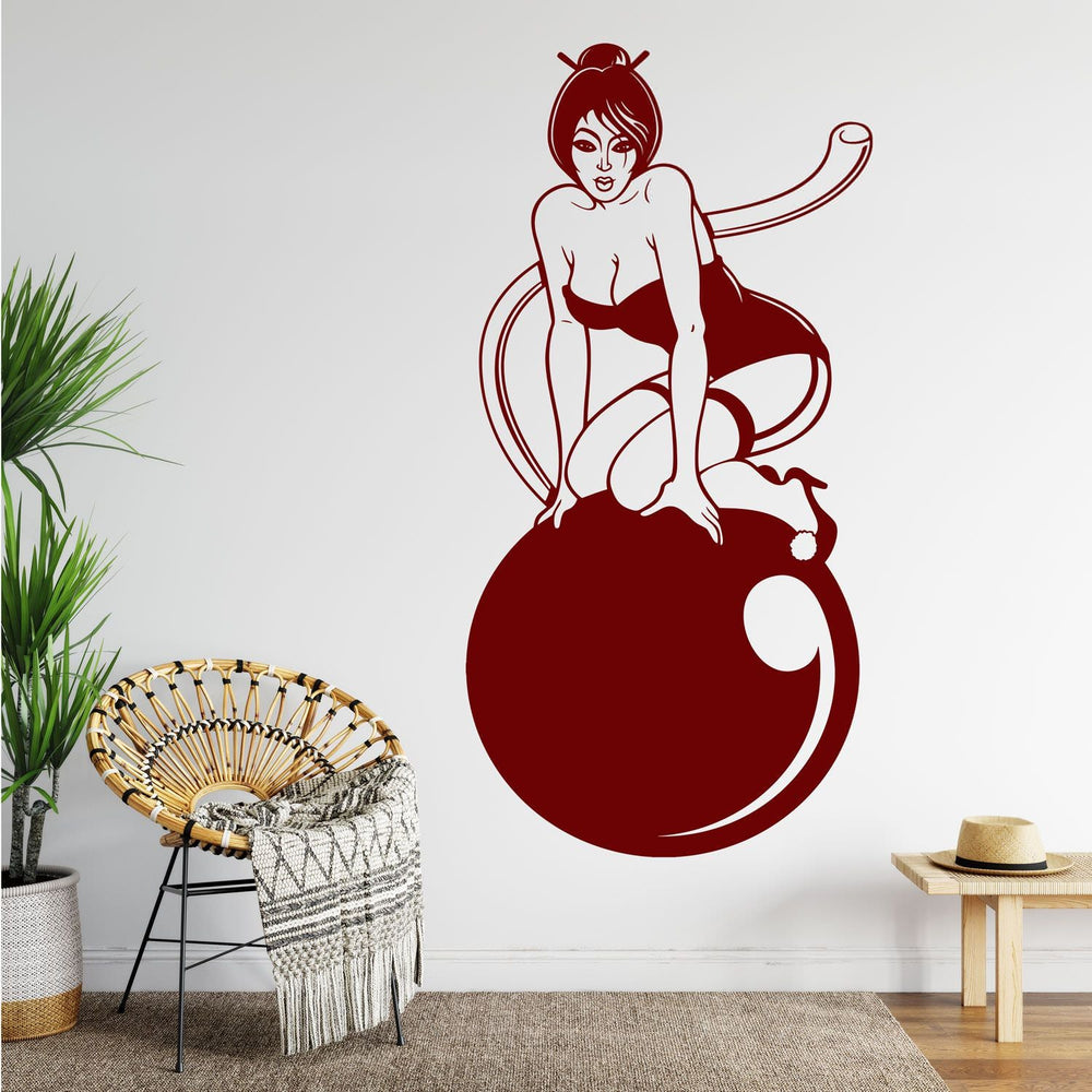 Wandtattoo Pin Up Girl asiatisch Retro-Style Dame auf Kirsche - Sunnywall - Individualität trifft Design