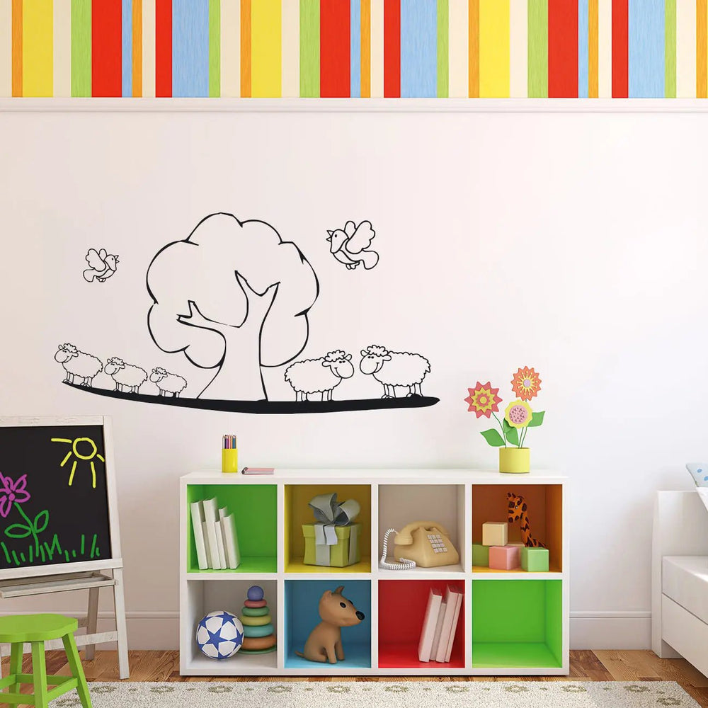 Wandtattoo Schafe Kinderzimmer mit Baum und Vögeln – Wandsticker für Mädchen & Jungen - Sunnywall - Individualität trifft Design