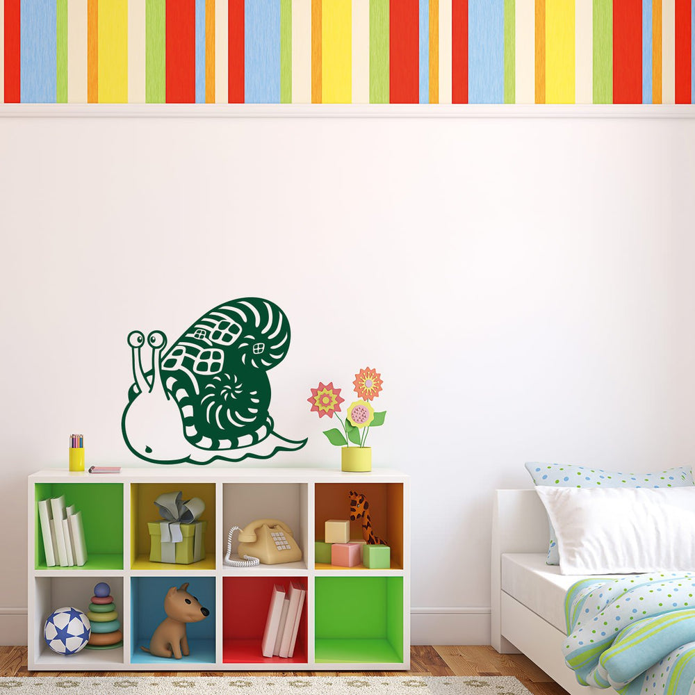 Wandtattoo Schnecke Kinderzimmer Niedliches Tiermotiv mit entspannter Ausstrahlung - Sunnywall - Individualität trifft Design