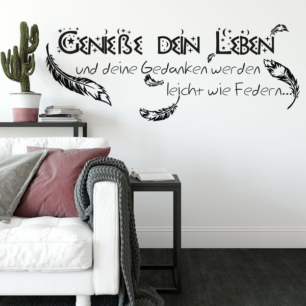 Wandtattoo Spruch Genieße dein Leben Wandaufkleber mit Feder und Zitat - Sunnywall - Individualität trifft Design