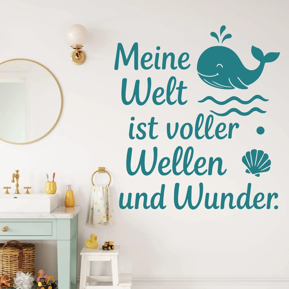 Wandtattoo Spruch Wal – Meine Welt ist voller Wellen und Wunder – Maritimer Wandsticker mit Wal & Muschel für Kinderzimmer & Schlafzimmer - Sunnywall - Individualität trifft Design
