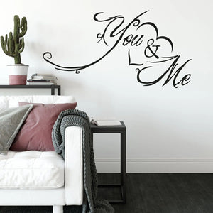 Wandtattoo You and Me – Schlichter Liebes-Schriftzug für dein Zuhause - Sunnywall - Individualität trifft Design