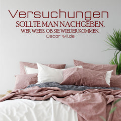 Wandtattoo Zitat Wilde – Versuchungen sollte man nachgeben - Sunnywall - Individualität trifft Design